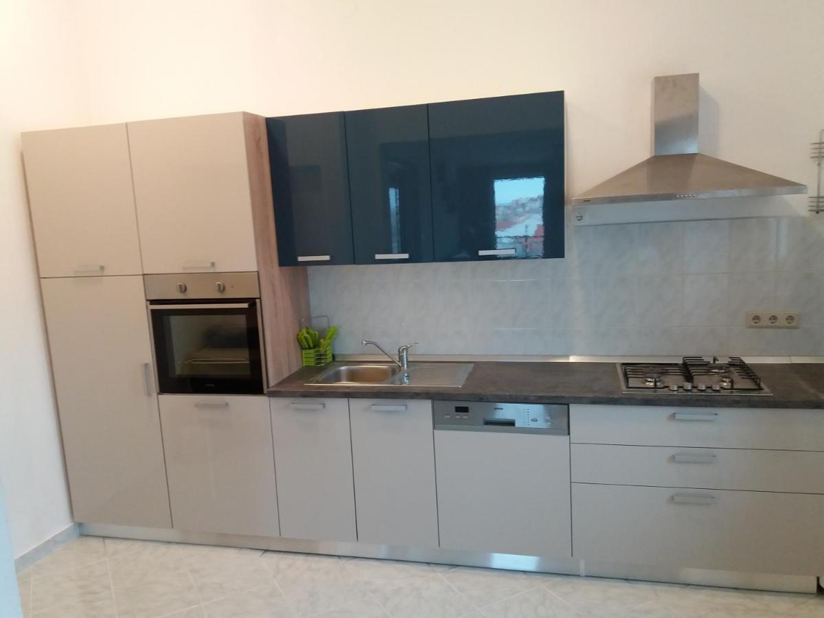 Apartment Viktoria พรีมอชเตน ภายนอก รูปภาพ